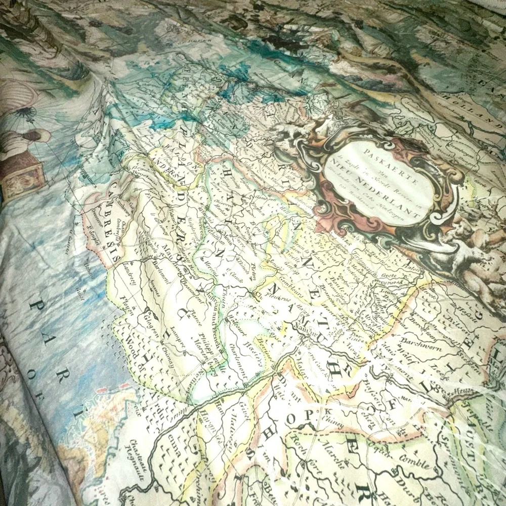 Pottery Barn World Map Duvet Cover & Shams. Blue and Cream King/CAL King